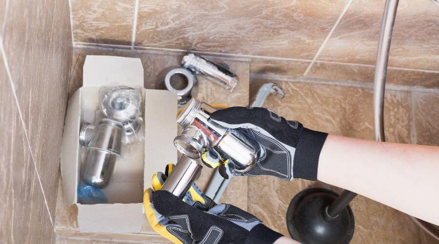 Professional gutter cleaning in Mount Croghan, SC